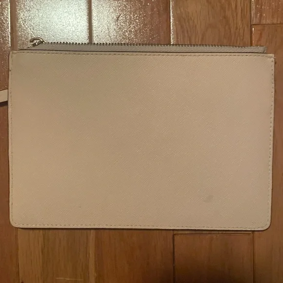 Kate Spade Light Pink pouch with Gold Accents - Picture 5 of 8